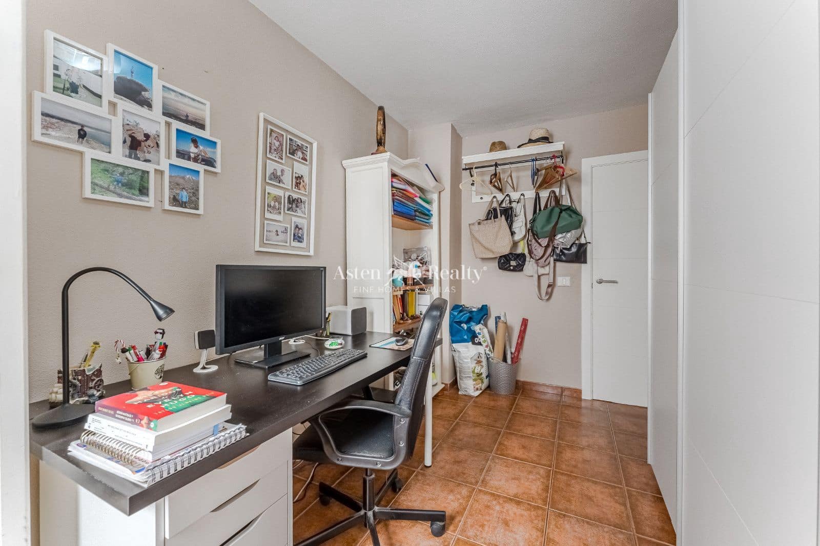 3 soveværelse Lejlighed til salg i El Medano med garage - € 349.000 (Ref: 9255861)