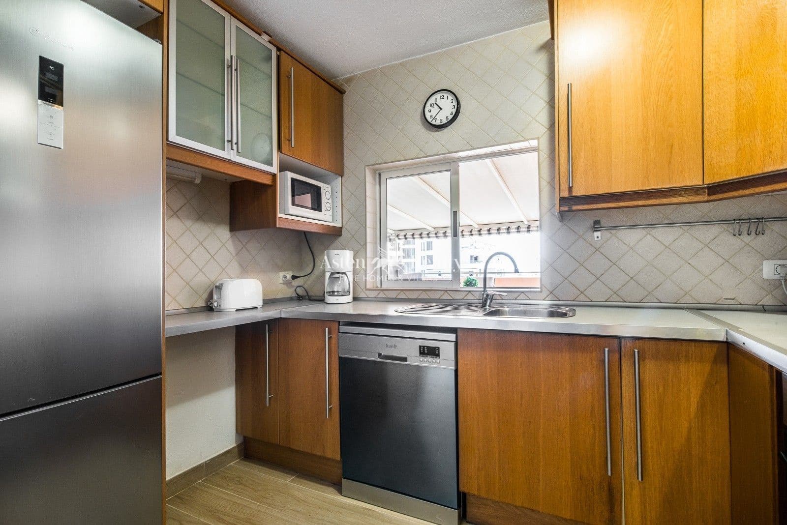 2 soverom Penthouse til salgs i Los Cristianos med svømmebasseng - € 649 000 (Ref: 9263418)