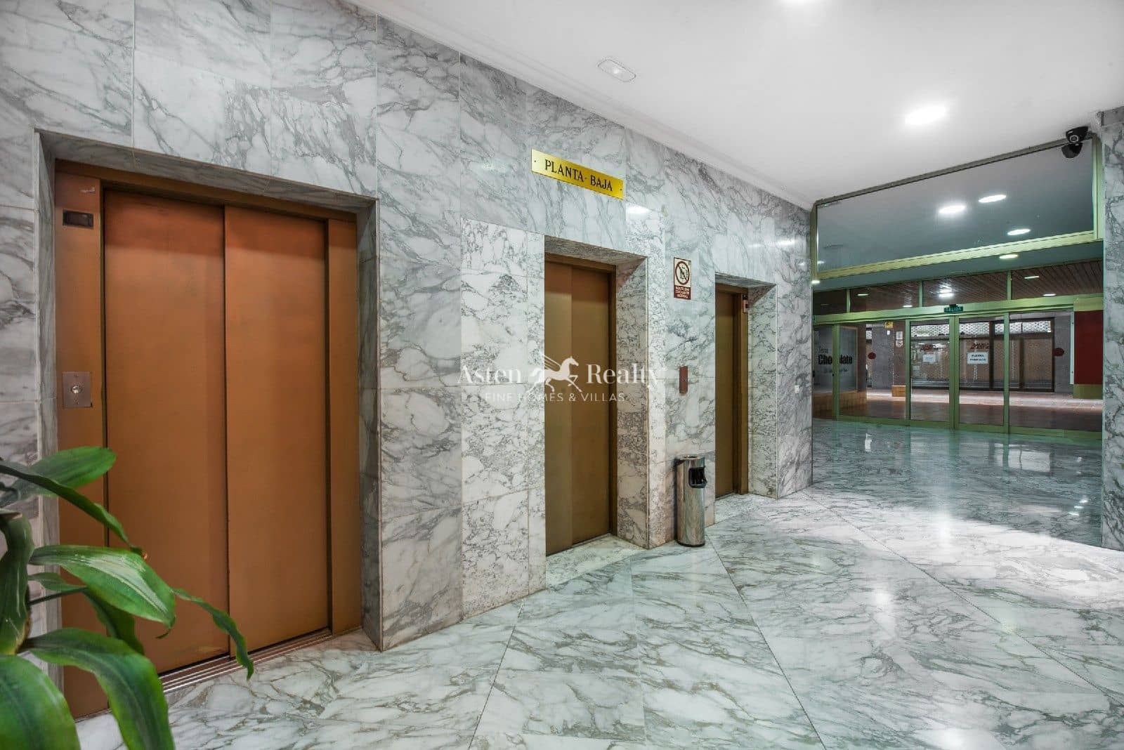 2 soverom Penthouse til salgs i Los Cristianos med svømmebasseng - € 649 000 (Ref: 9263418)