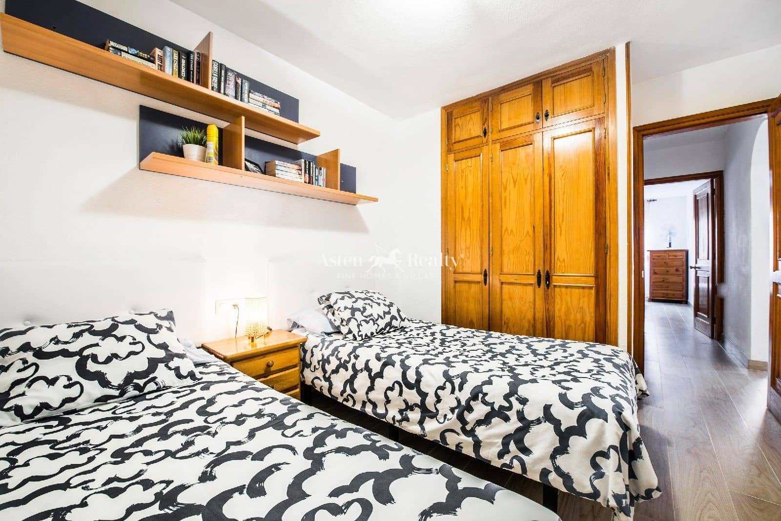 2 soverom Penthouse til salgs i Los Cristianos med svømmebasseng - € 649 000 (Ref: 9263418)