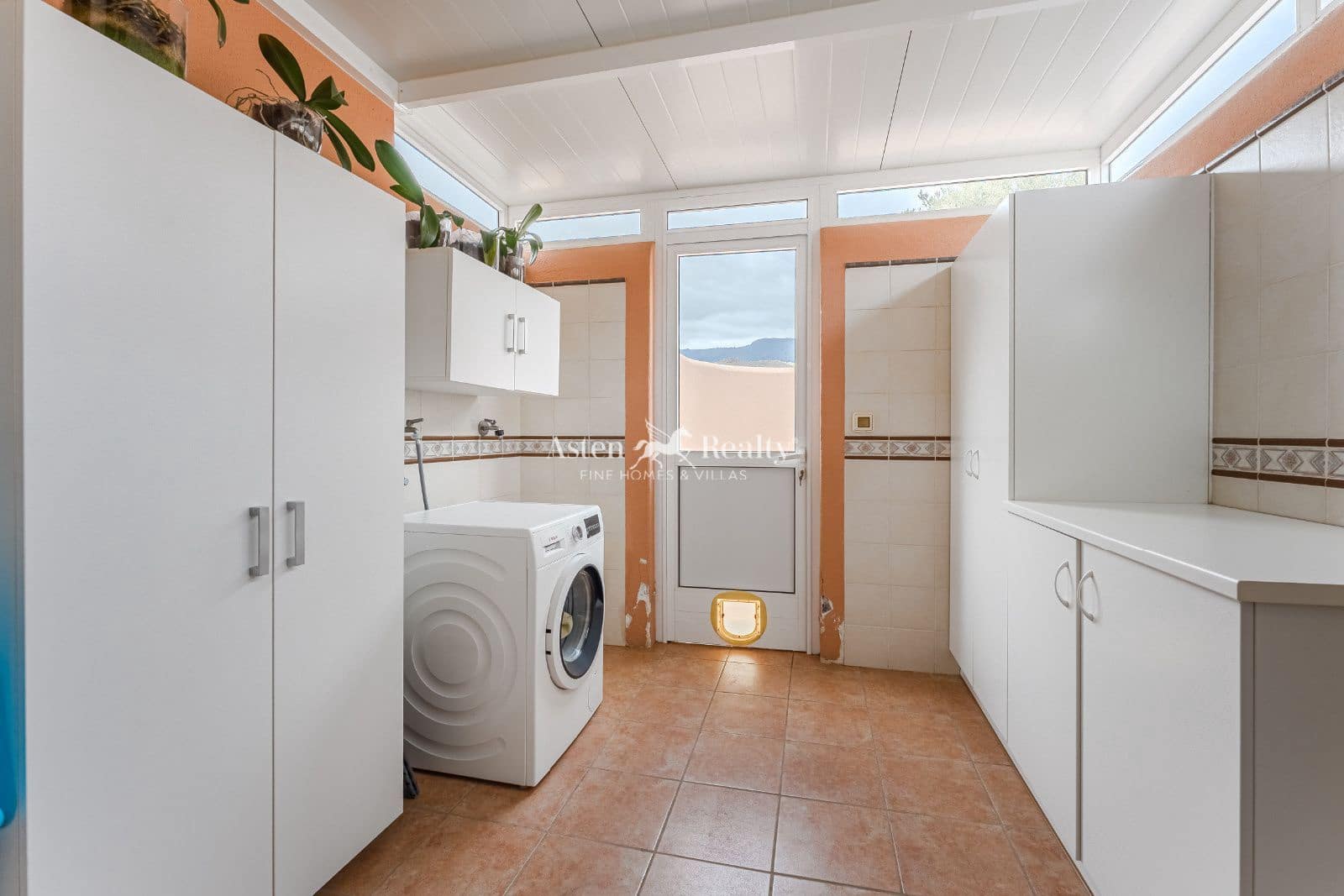 4 soverom Hus til salgs i Torviscas med svømmebasseng garasje - € 1 980 000 (Ref: 9267716)