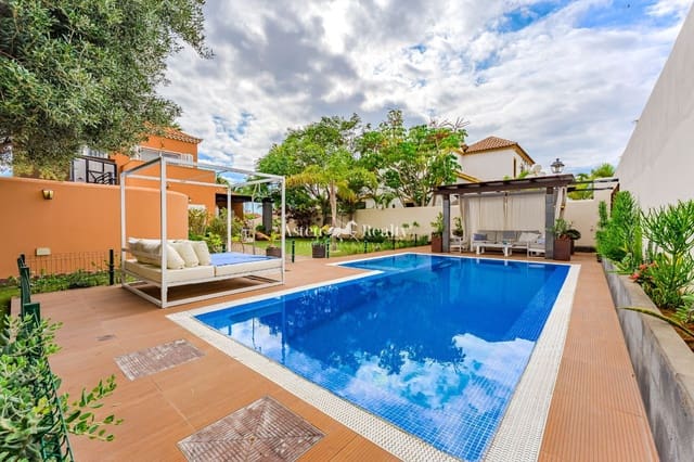 4 slaapkamer Huis te koop in Torviscas, Adeje met zwembad garage - € 2.590.000 (Ref: 9267716)