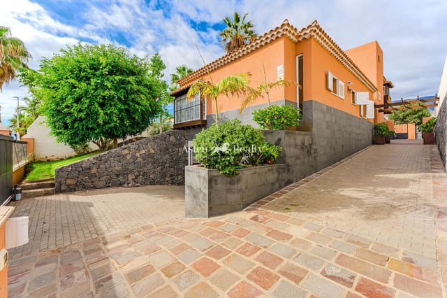 4 slaapkamer Huis te koop in Torviscas, Adeje met zwembad garage - € 2.590.000 (Ref: 9267716)