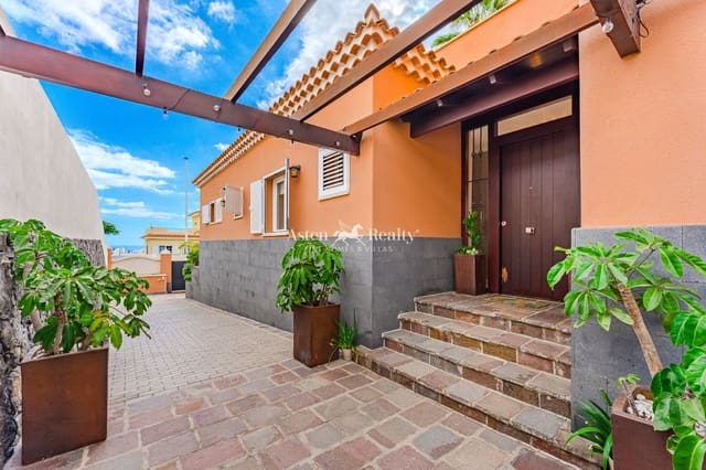 4 slaapkamer Huis te koop in Torviscas, Adeje met zwembad garage - € 2.590.000 (Ref: 9267716)