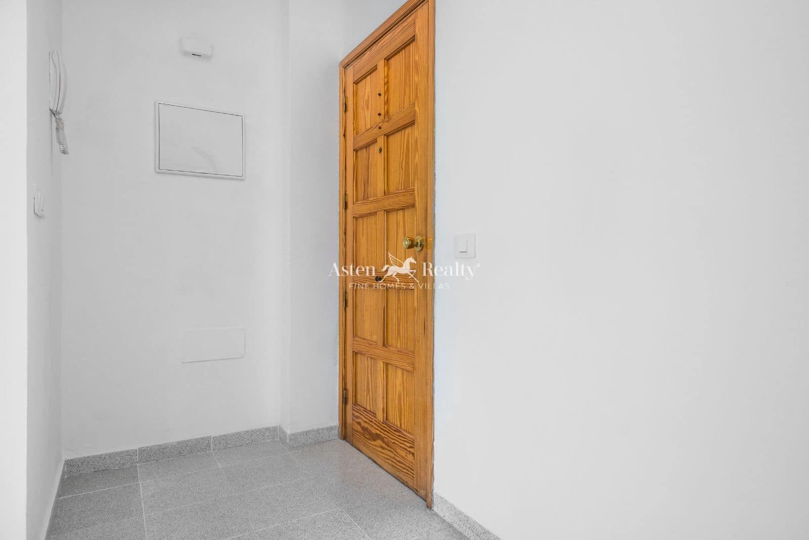 3 soveværelse Penthouse til salg i Parque de la Reina med swimmingpool garage - € 330.000 (Ref: 9275215)