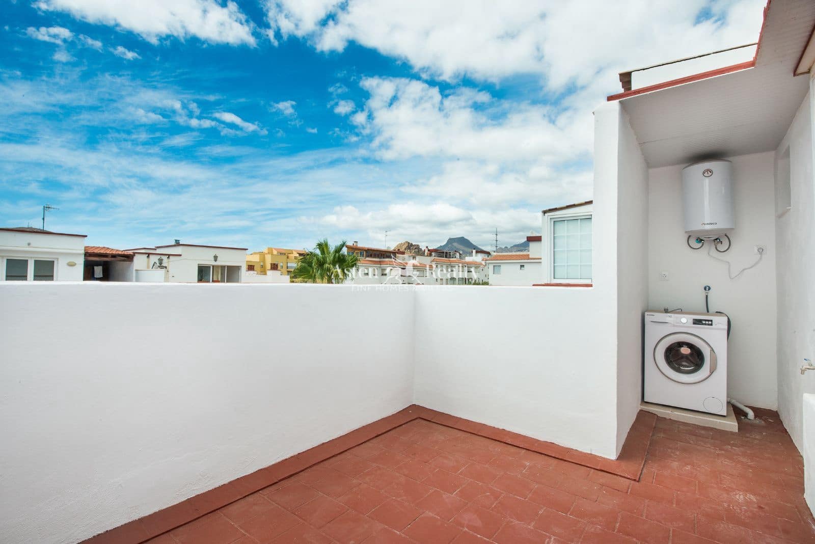 3 soveværelse Penthouse til salg i Parque de la Reina med swimmingpool garage - € 330.000 (Ref: 9275215)