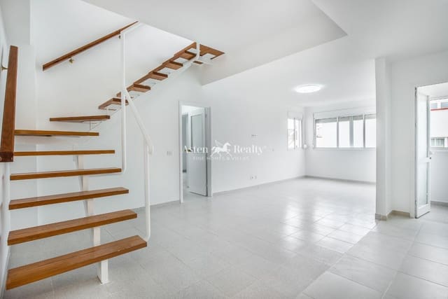 3 soveværelse Penthouse til salg i Parque de la Reina, Arona med swimmingpool garage - € 330.000 (Ref: 9275215)