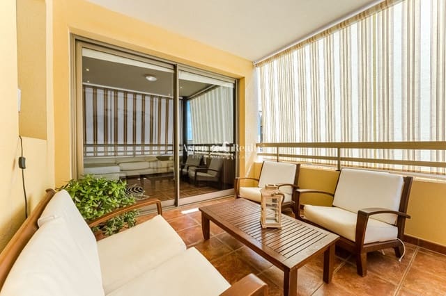 2 camera da letto Casa in vendita in El Medano, Granadilla de Abona con piscina garage - 589.000 € (Rif: 9282829)