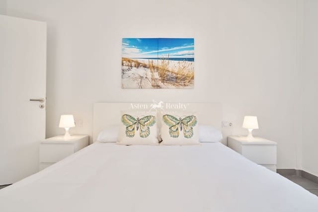 4 makuuhuone Ravintola/baari myytävänä paikassa Icod de los Vinos mukana 
autotalli - 449 000 € (Ref: 9289386)