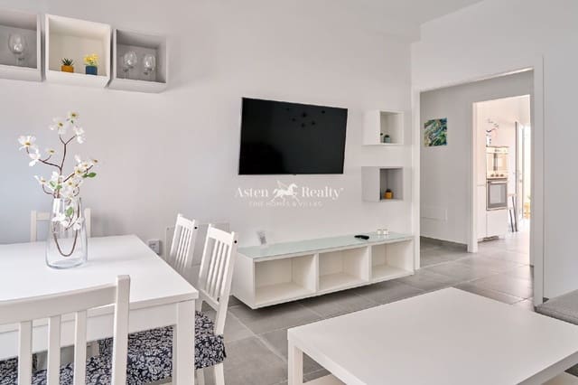 4 makuuhuone Ravintola/baari myytävänä paikassa Icod de los Vinos mukana 
autotalli - 449 000 € (Ref: 9289386)