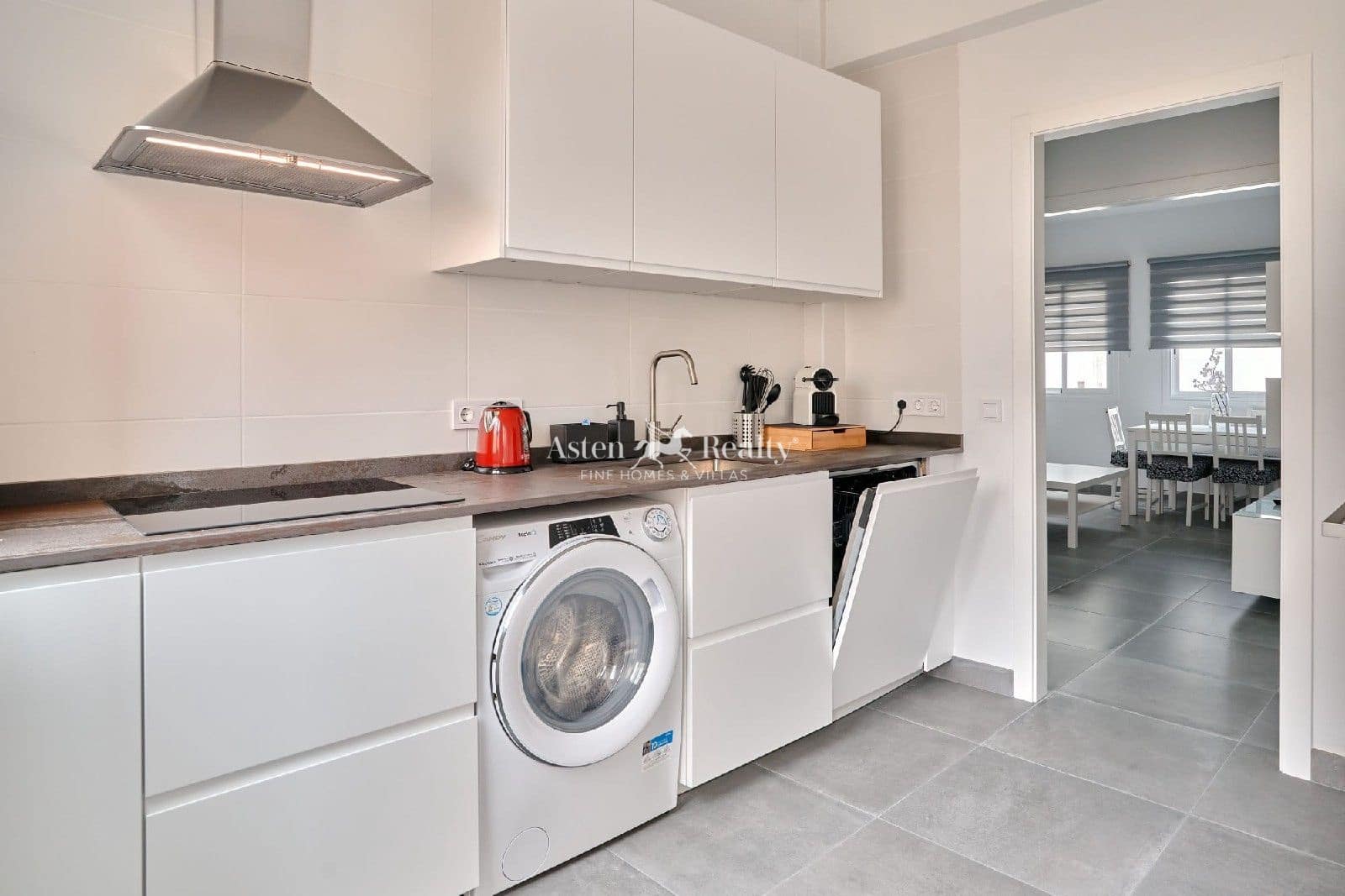 4 soveværelse Restaurant/Bar til salg i Icod de los Vinos med garage - € 449.000 (Ref: 9289386)