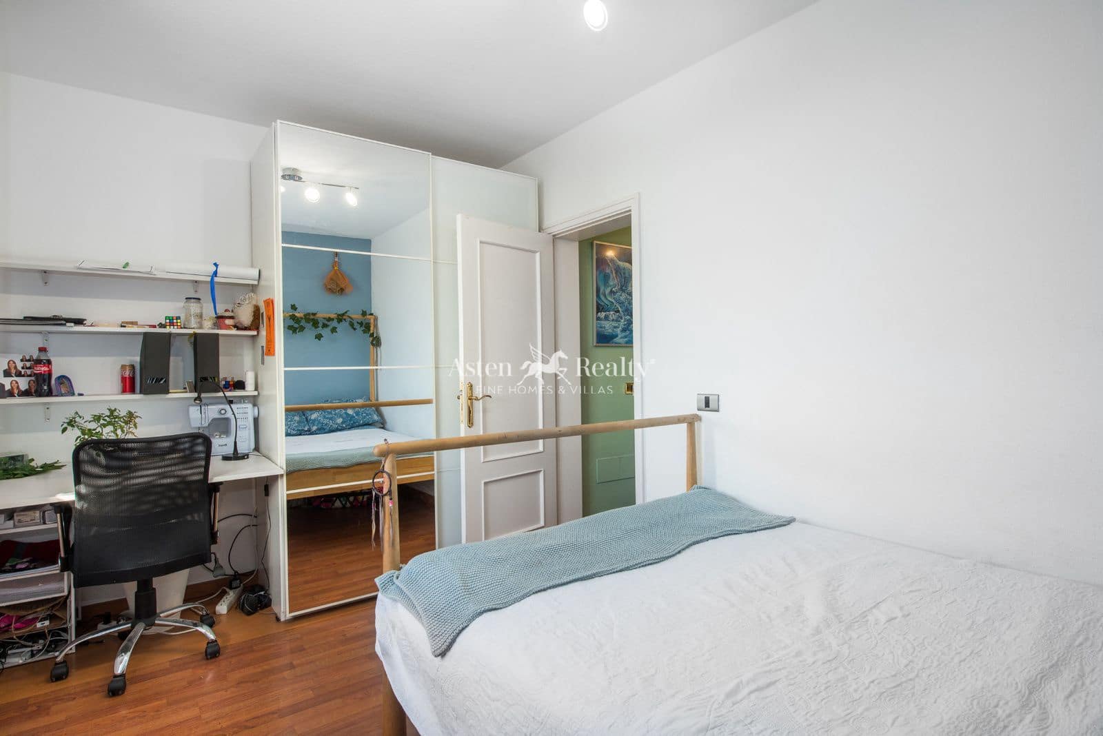 4 makuuhuone Huvila myytävänä paikassa Las Galletas mukana uima-altaan 
autotalli - 475 000 € (Ref: 9289743)