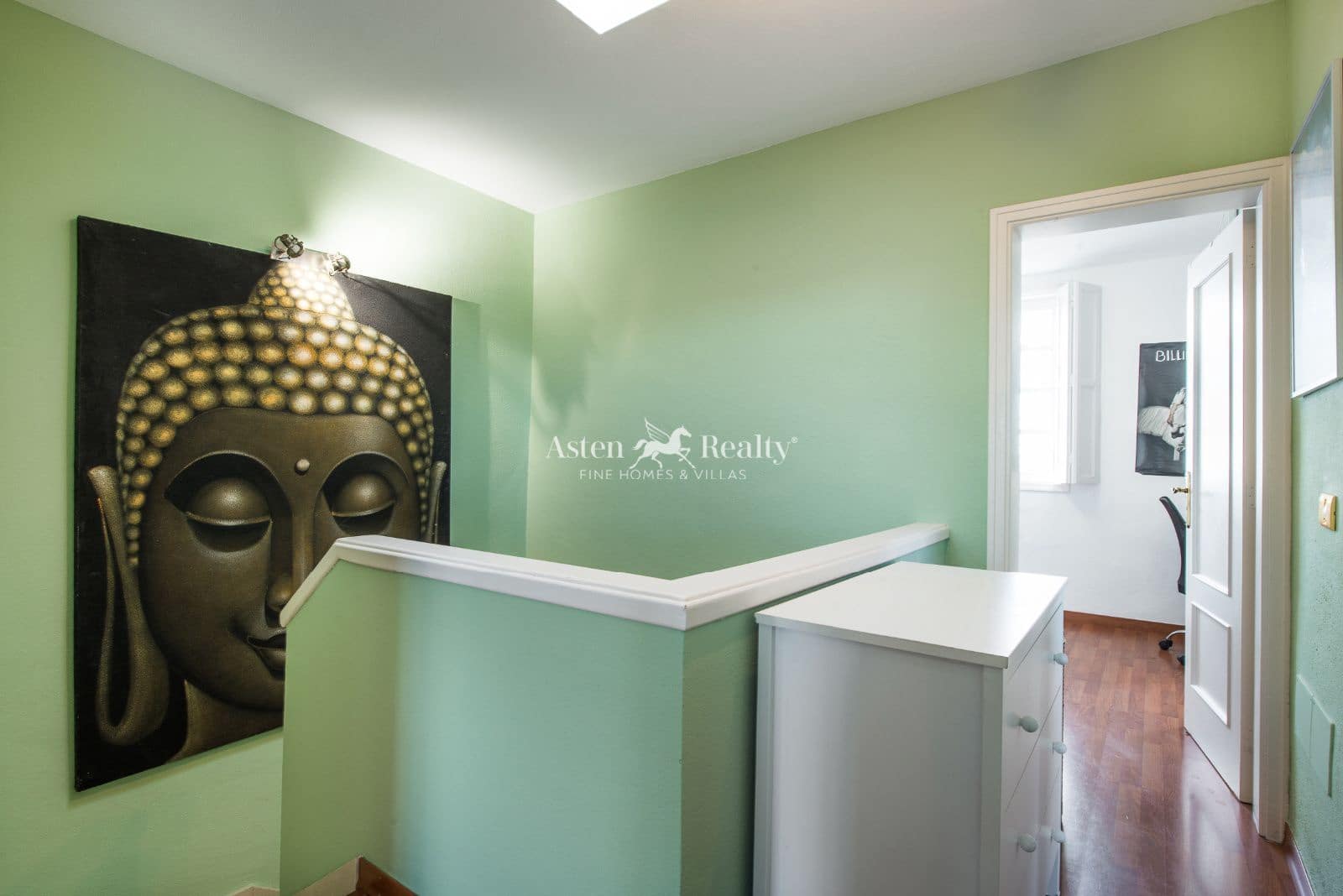 4 makuuhuone Huvila myytävänä paikassa Las Galletas mukana uima-altaan 
autotalli - 475 000 € (Ref: 9289743)