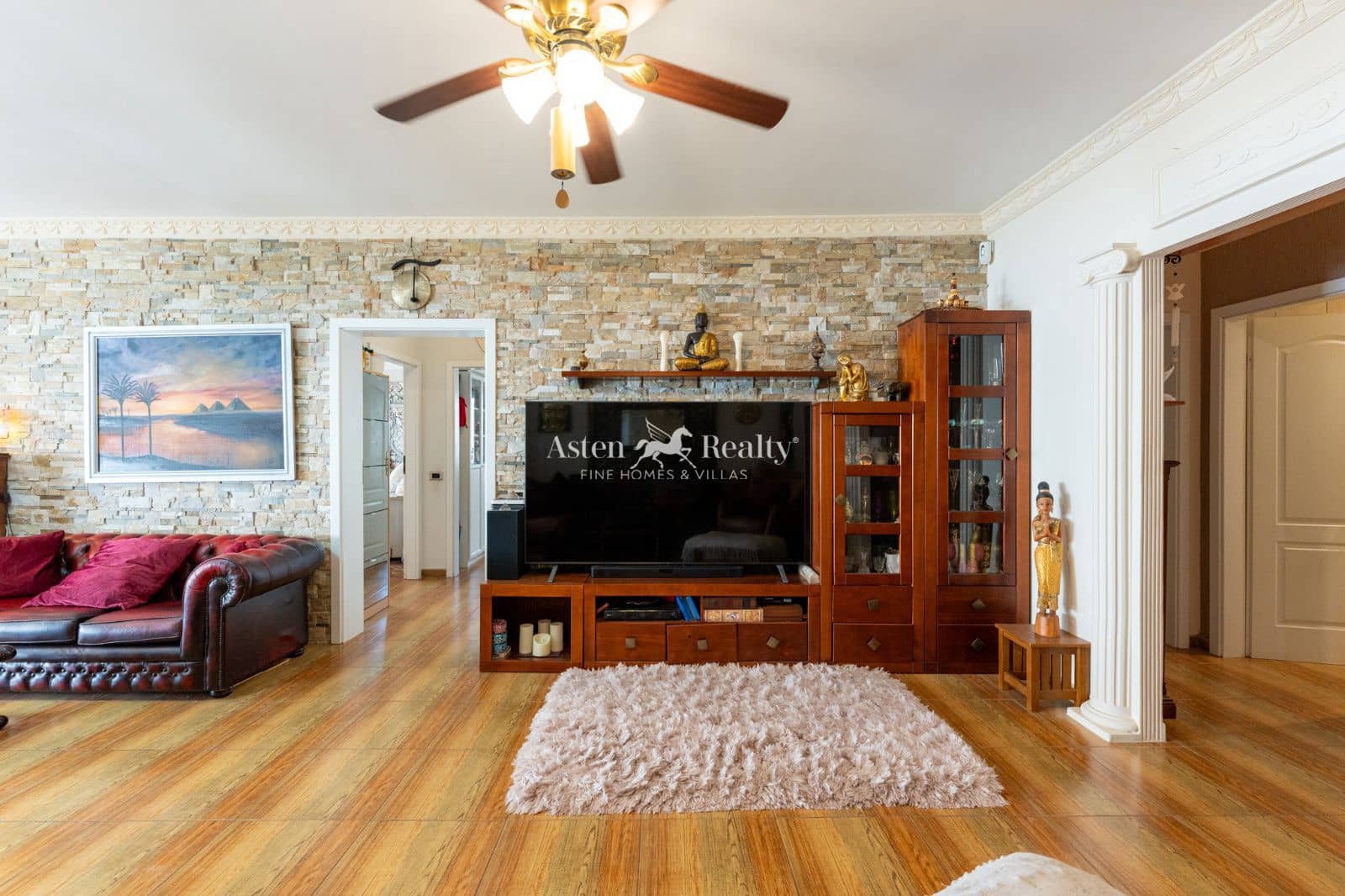 11 soveværelse Byhus til salg i Armenime med swimmingpool garage - € 4.300.000 (Ref: 9296068)