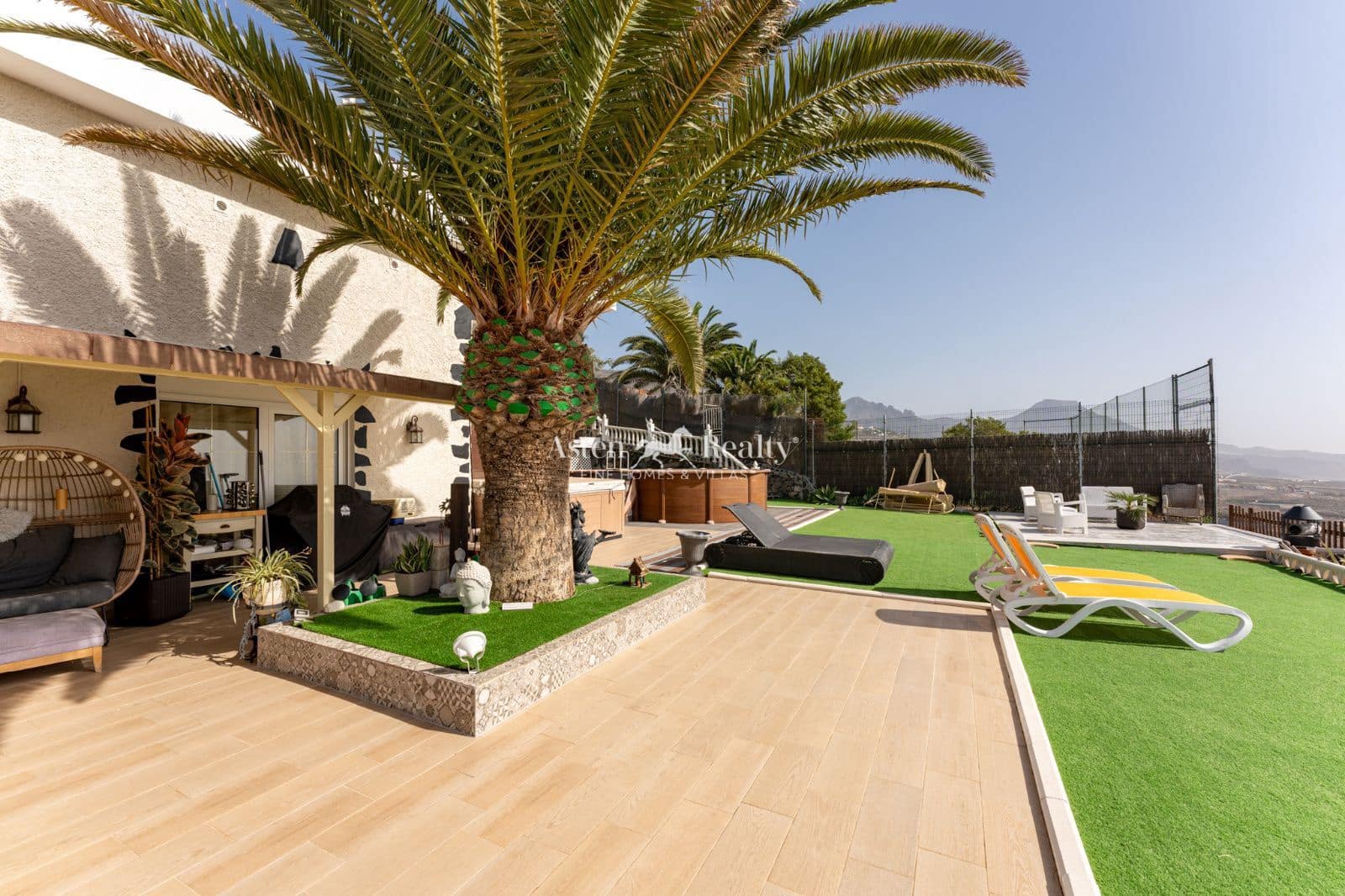 11 soveværelse Byhus til salg i Armenime med swimmingpool garage - € 4.300.000 (Ref: 9296068)