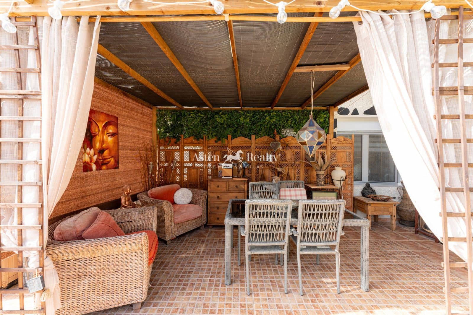 11 soveværelse Byhus til salg i Armenime med swimmingpool garage - € 4.300.000 (Ref: 9296068)