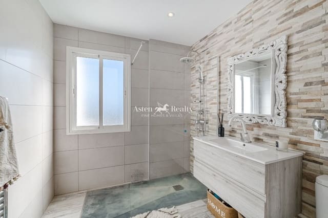 3 quarto Moradia para venda em San Miguel de Abona com garagem - 420 000 € (Ref: 9296069)