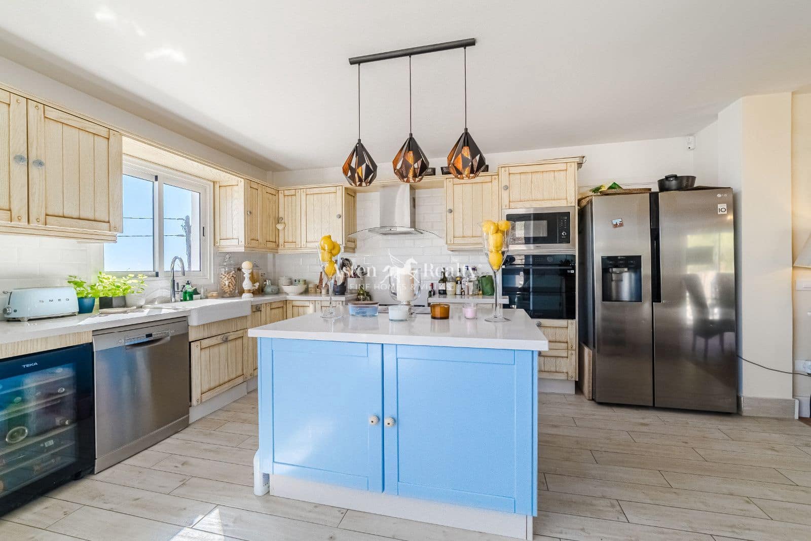 3 bedroom Villa for sale in San Miguel de Abona with garage - € 420,000 (Ref: 9296069)