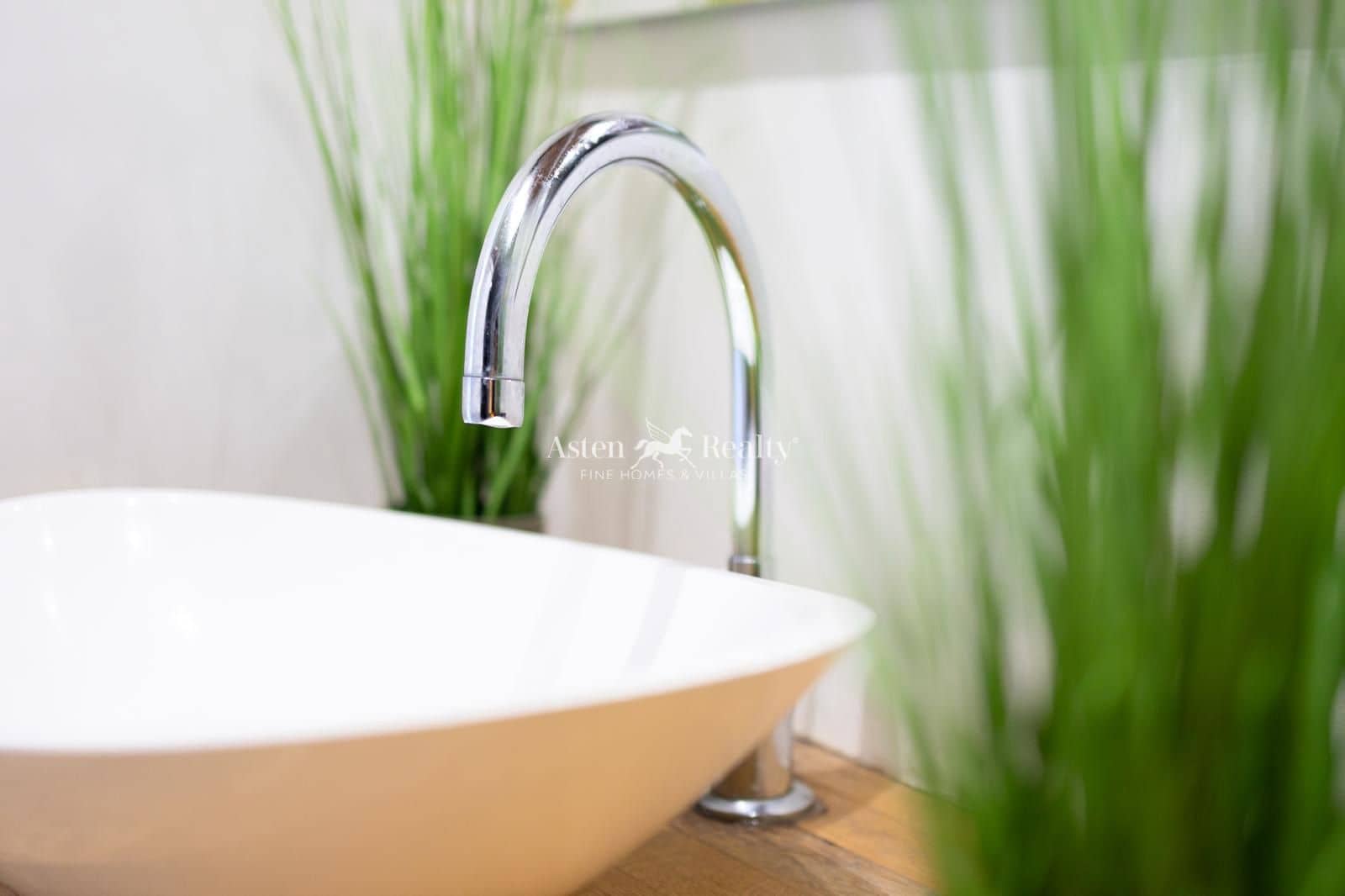 Flat te koop in Playa Paraiso met zwembad - € 210.000 (Ref: 9301589)