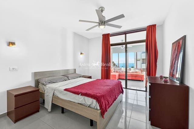 2 chambre Appartement à vendre à Los Cristianos, Arona avec garage - 347 000 € (Ref: 9301997)