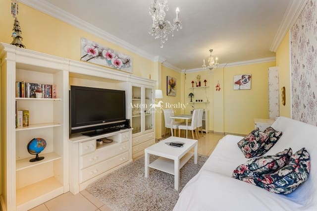 1 soveværelse Lejlighed til salg i Playa del Duque, Adeje med swimmingpool garage - € 459.000 (Ref: 9301998)