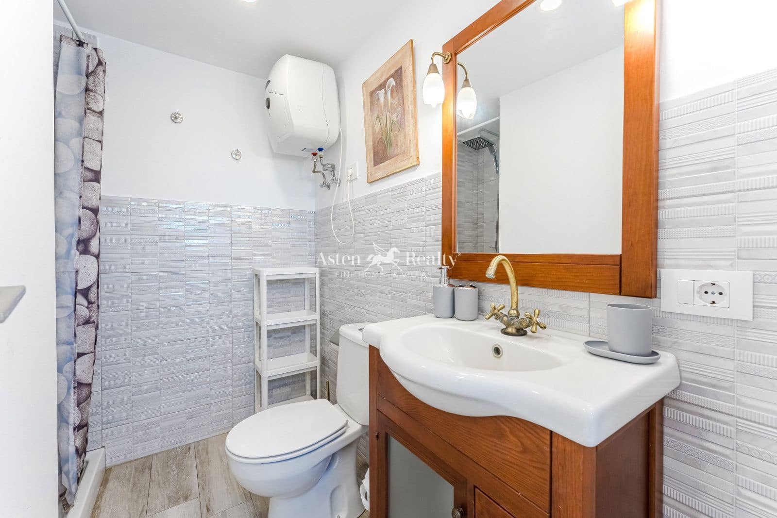 4 slaapkamer Huis te koop in Costa del Silencio met zwembad - € 340.000 (Ref: 9306994)