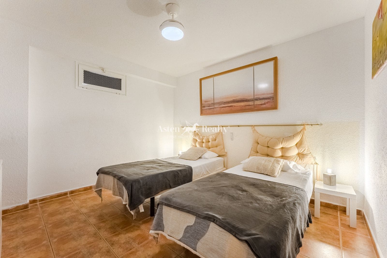 4 slaapkamer Huis te koop in Costa del Silencio met zwembad - € 340.000 (Ref: 9306994)