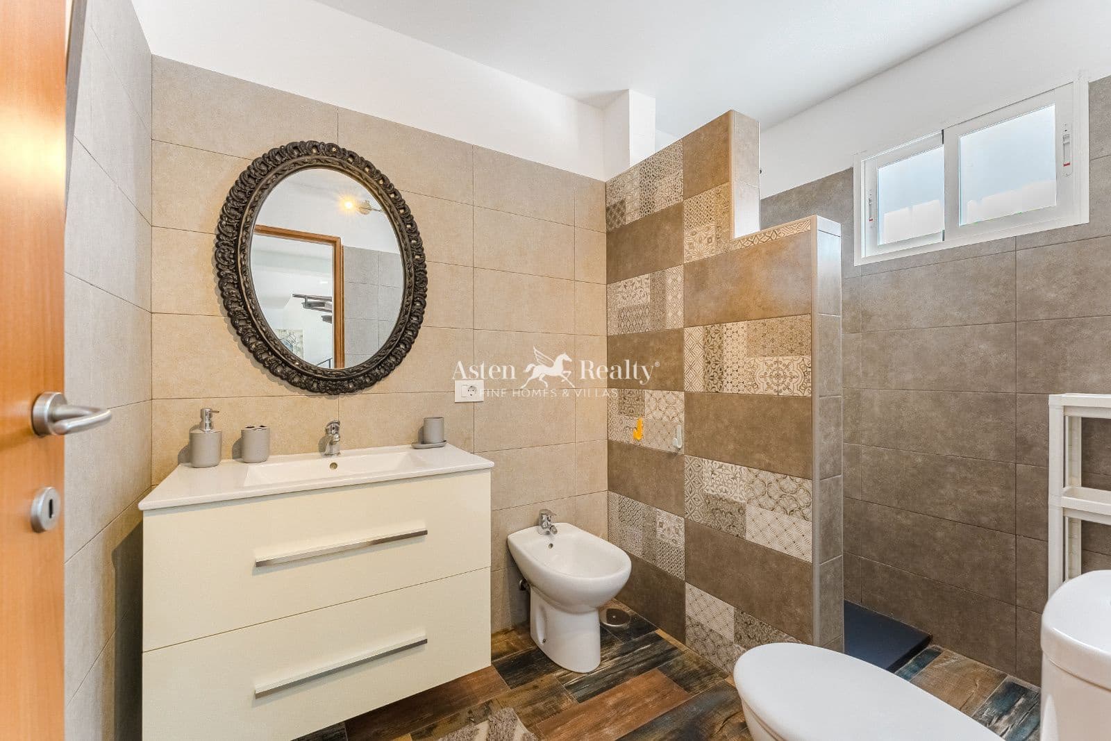 4 slaapkamer Huis te koop in Costa del Silencio met zwembad - € 340.000 (Ref: 9306994)