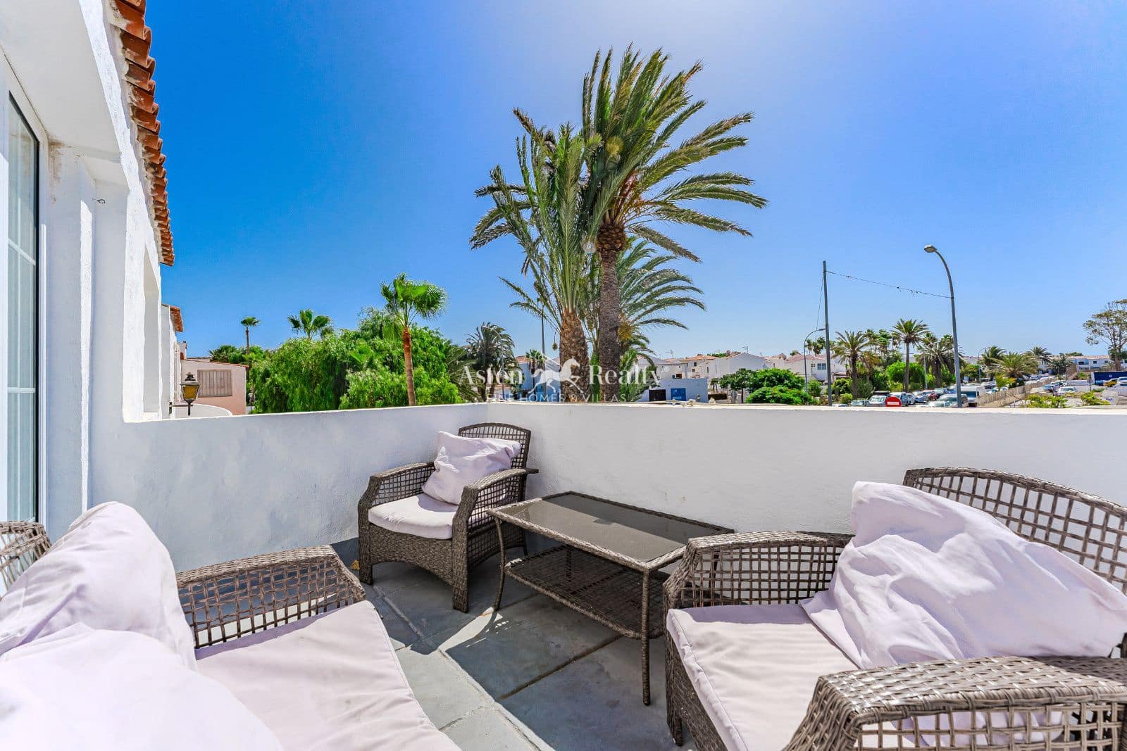 4 slaapkamer Huis te koop in Costa del Silencio met zwembad - € 340.000 (Ref: 9306994)