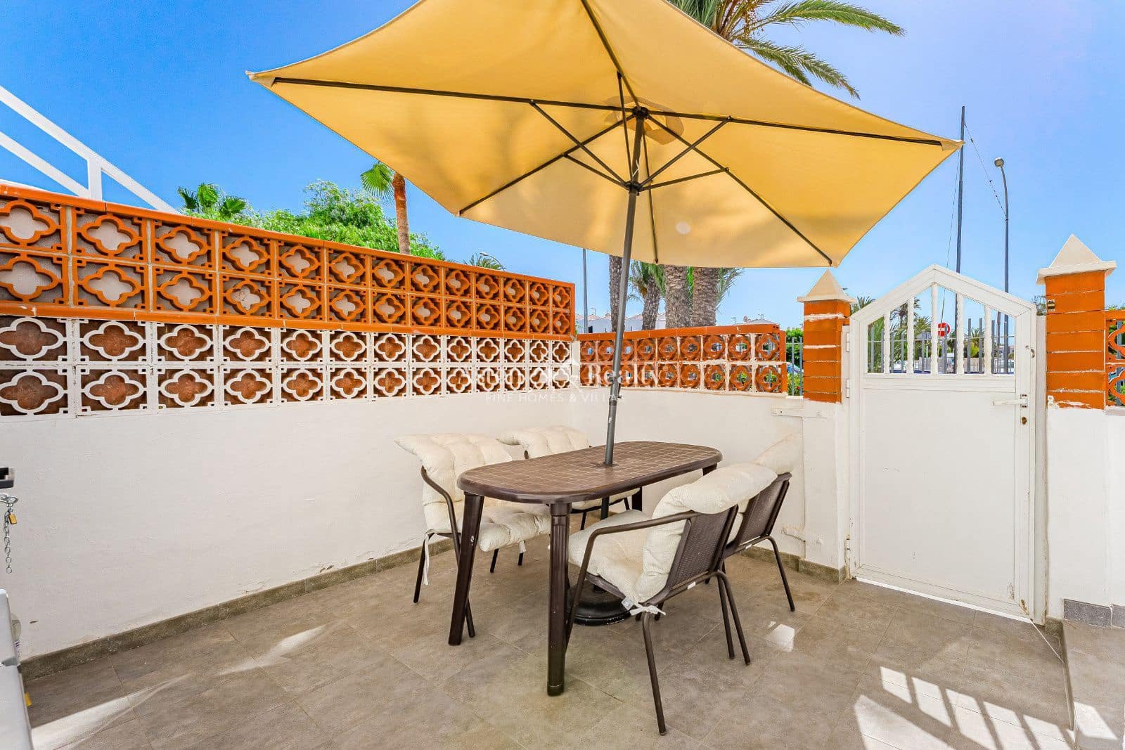 4 slaapkamer Huis te koop in Costa del Silencio met zwembad - € 340.000 (Ref: 9306994)