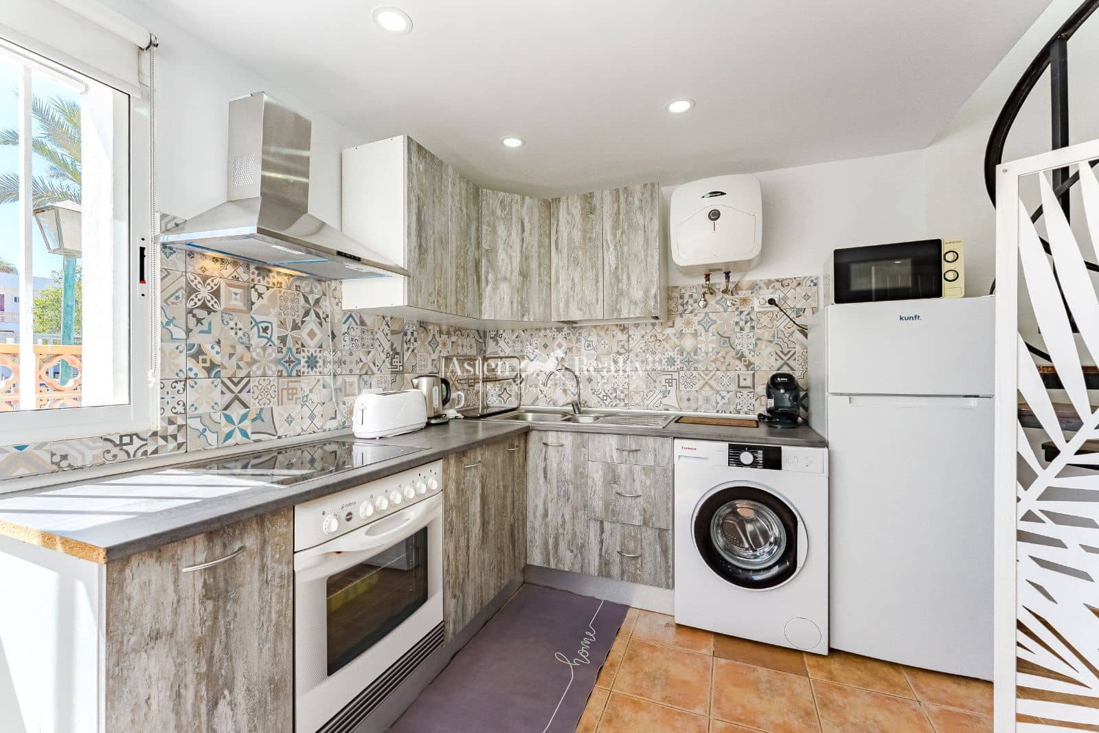 4 slaapkamer Huis te koop in Costa del Silencio met zwembad - € 340.000 (Ref: 9306994)