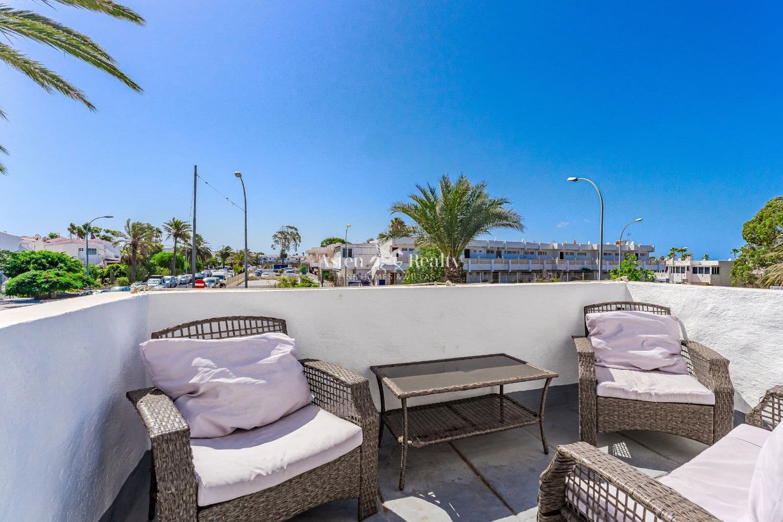 4 slaapkamer Huis te koop in Costa del Silencio met zwembad - € 340.000 (Ref: 9306994)