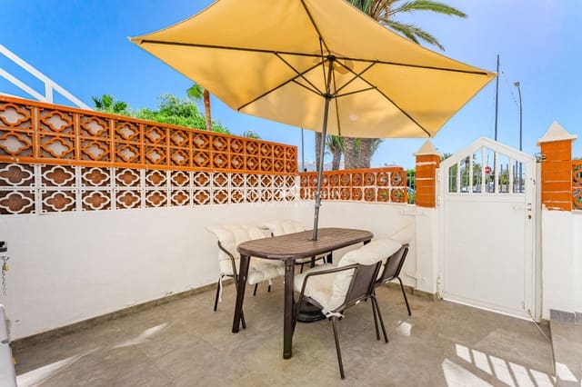 4 slaapkamer Huis te koop in Costa del Silencio, Arona met zwembad - € 340.000 (Ref: 9306994)