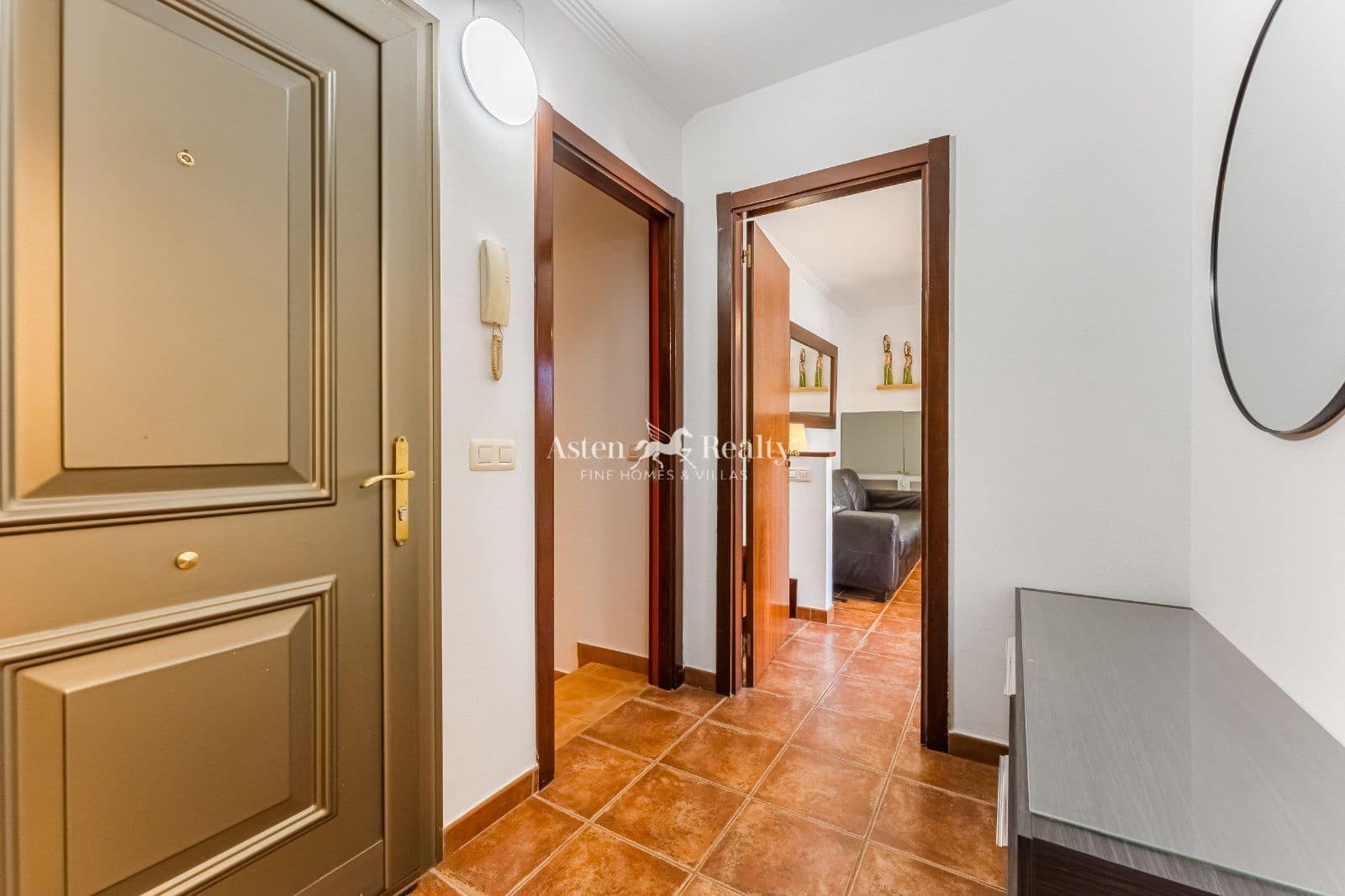 3 soveværelse Byhus til salg i El Medano med swimmingpool garage - € 475.000 (Ref: 9309211)