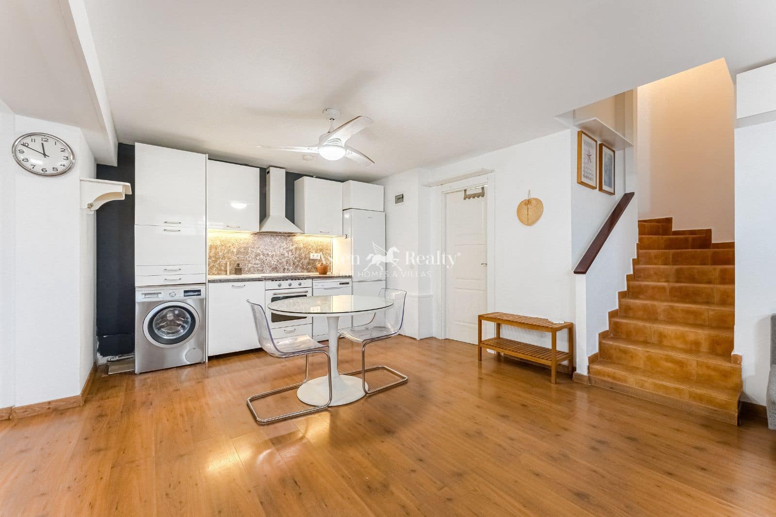 3 soveværelse Byhus til salg i El Medano med swimmingpool garage - € 475.000 (Ref: 9309211)