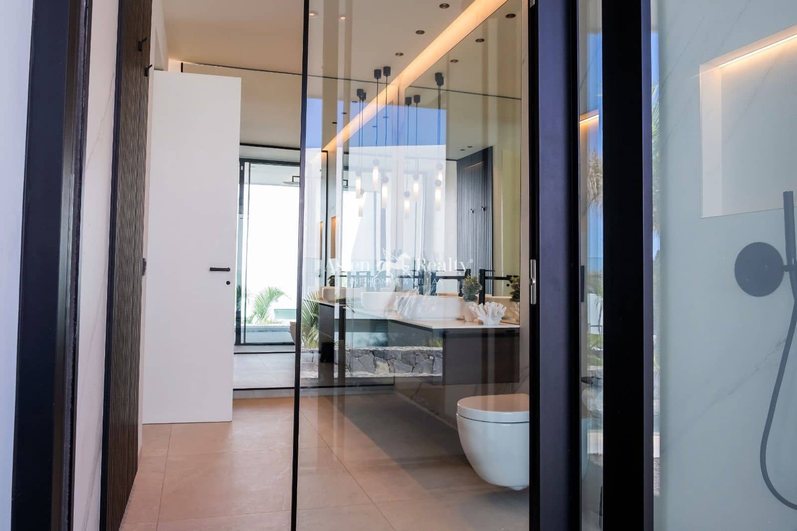 4 chambre Maison de Ville à vendre à Guia de Isora avec piscine garage - 4 290 000 € (Ref: 9309295)