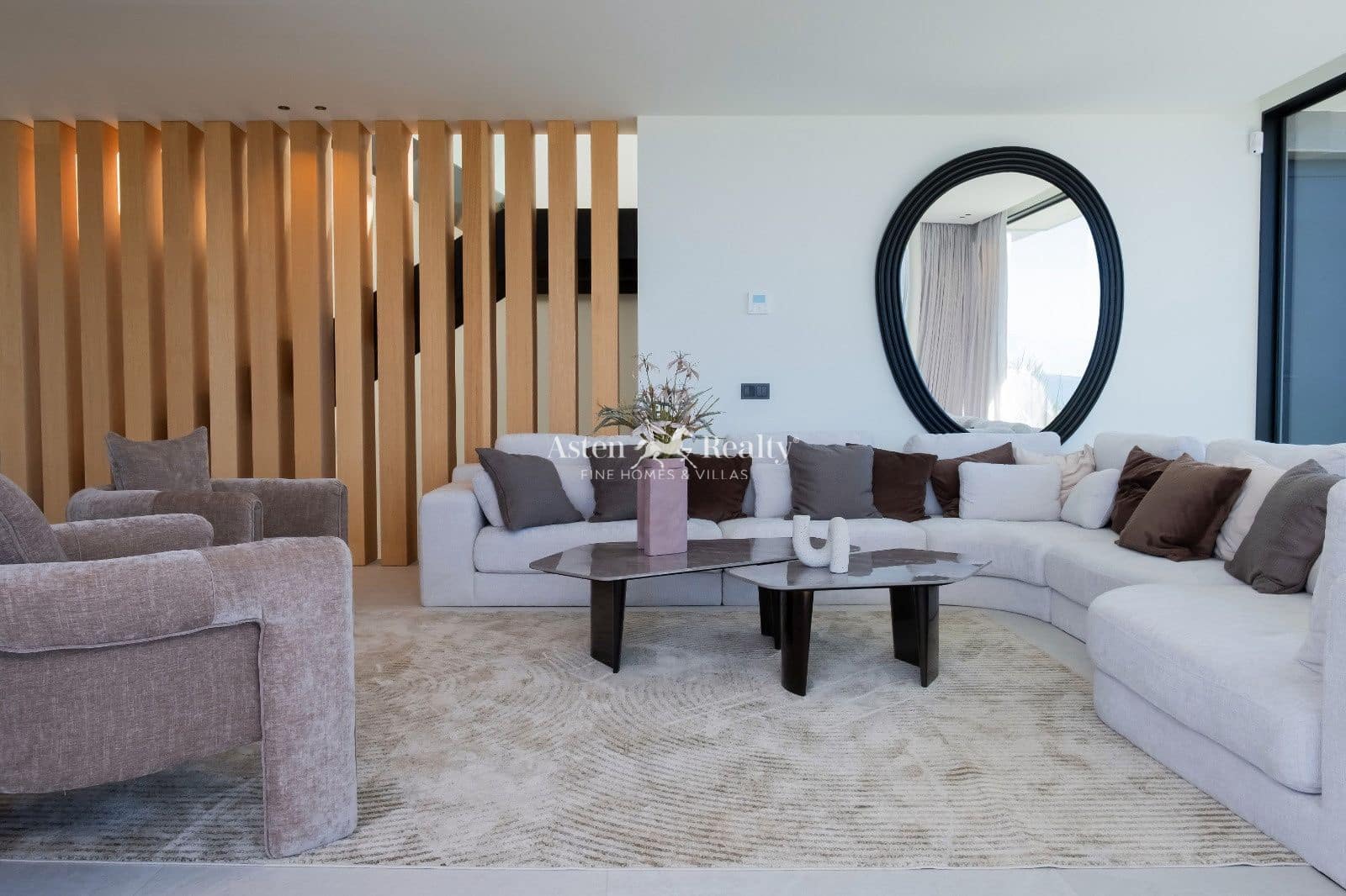 4 chambre Maison de Ville à vendre à Guia de Isora avec piscine garage - 4 290 000 € (Ref: 9309295)