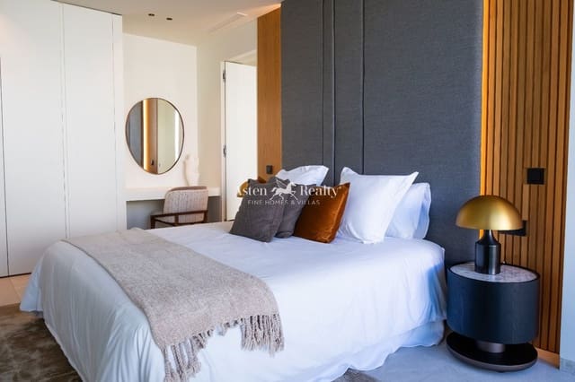 4 chambre Maison de Ville à vendre à Guía de Isora avec piscine garage - 4 290 000 € (Ref: 9309295)