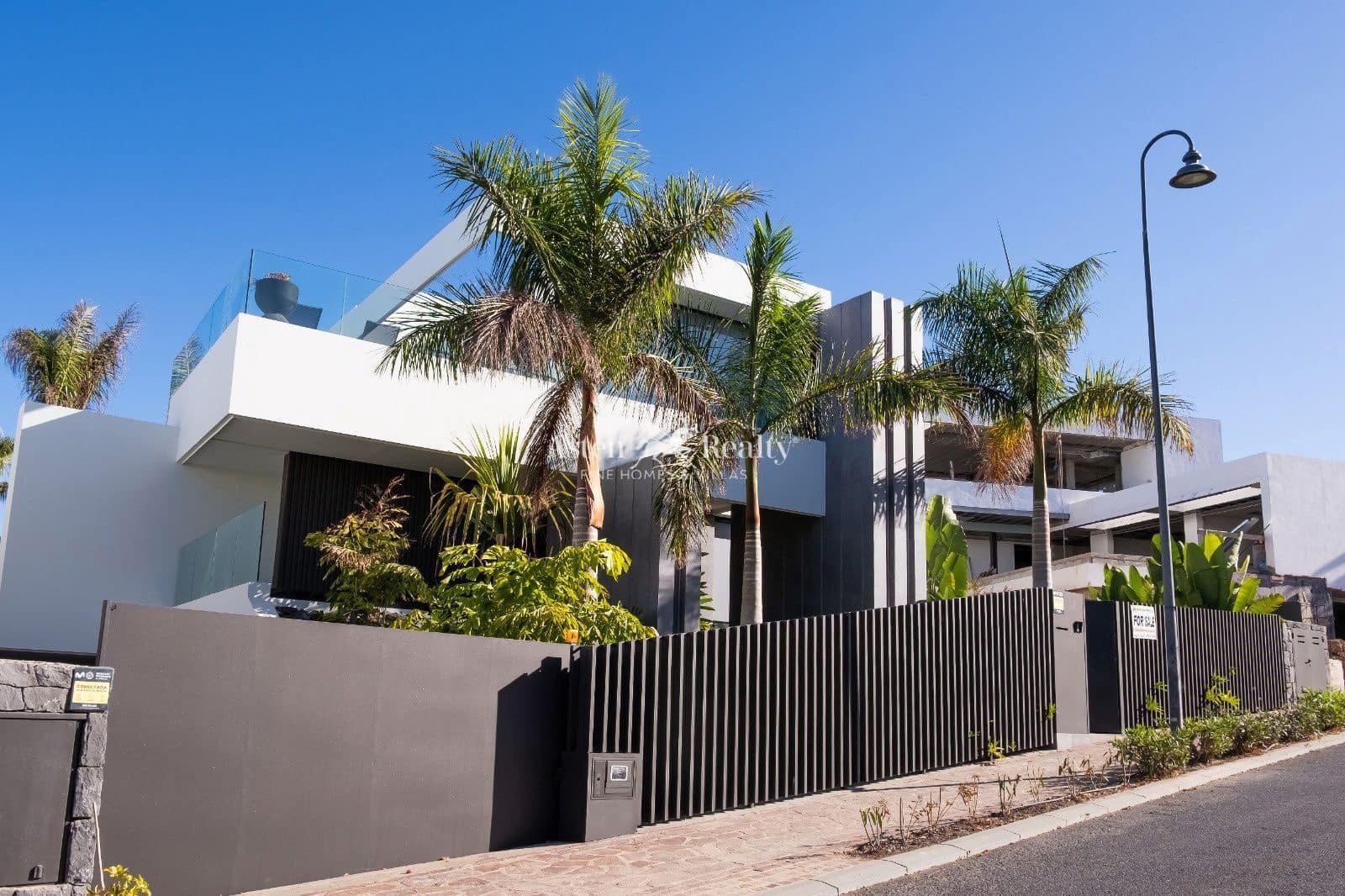 4 chambre Maison de Ville à vendre à Guia de Isora avec piscine garage - 4 290 000 € (Ref: 9309295)