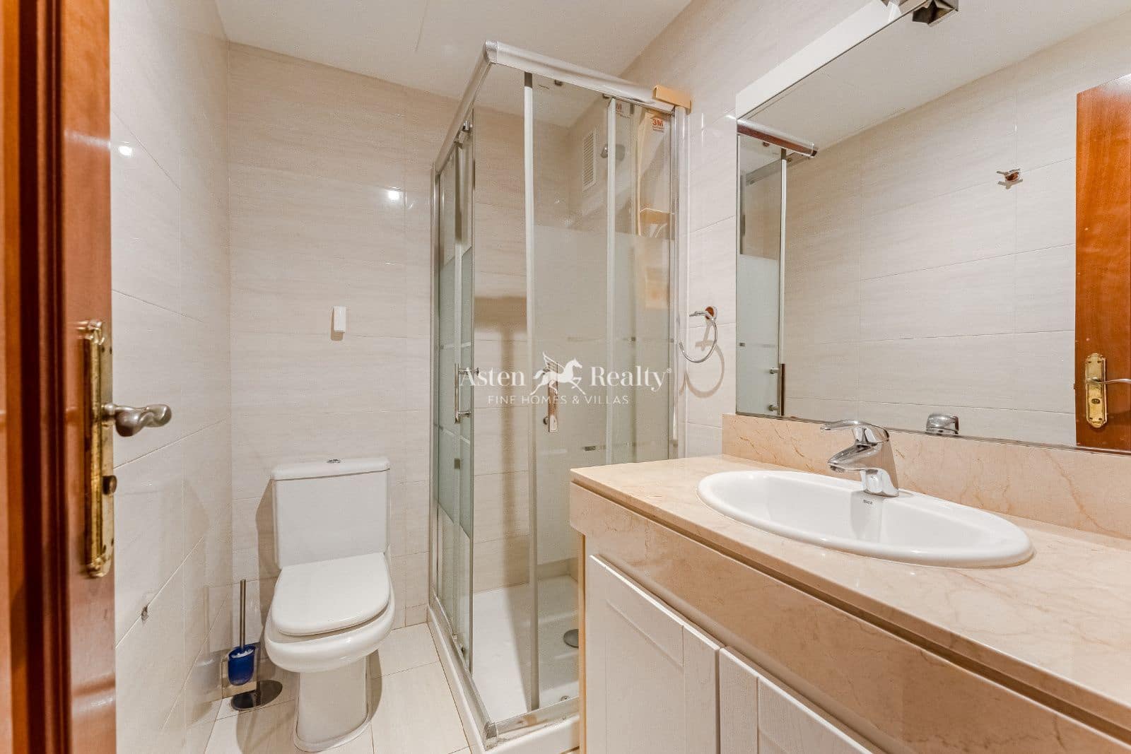 2 slaapkamer Flat te koop in Puerto Santiago met zwembad garage - € 435.000 (Ref: 9318137)