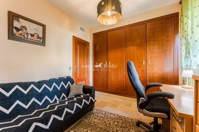 2 slaapkamer Flat te koop in Puerto Santiago, Santiago del Teide met zwembad garage - € 435.000 (Ref: 9318137)