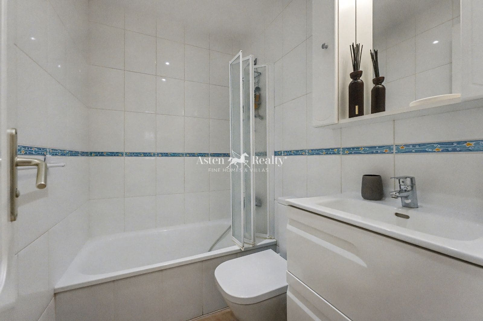 3 quarto Apartamento para venda em Torviscas com piscina garagem - 499 000 € (Ref: 9319886)