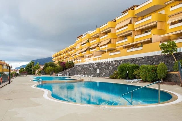 2 slaapkamer Flat te koop in Puerto Santiago, Santiago del Teide met zwembad garage - € 425.000 (Ref: 9325277)