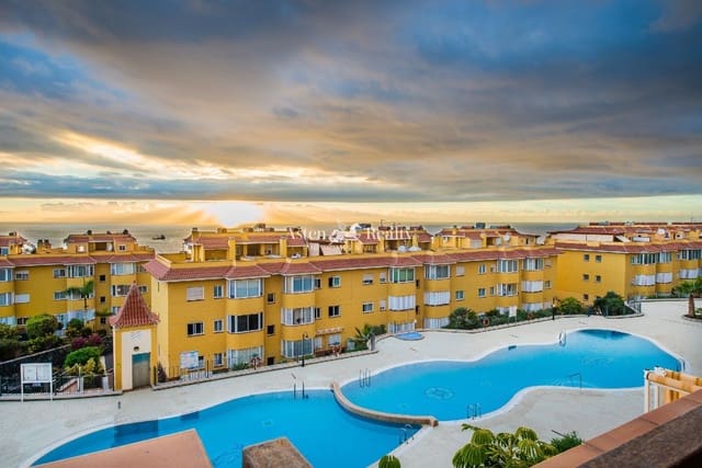 2 slaapkamer Flat te koop in Puerto Santiago, Santiago del Teide met zwembad garage - € 425.000 (Ref: 9325277)