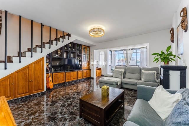 3 slaapkamer Flat te koop in Los Olivos, Adeje met garage - € 330.000 (Ref: 9325682)