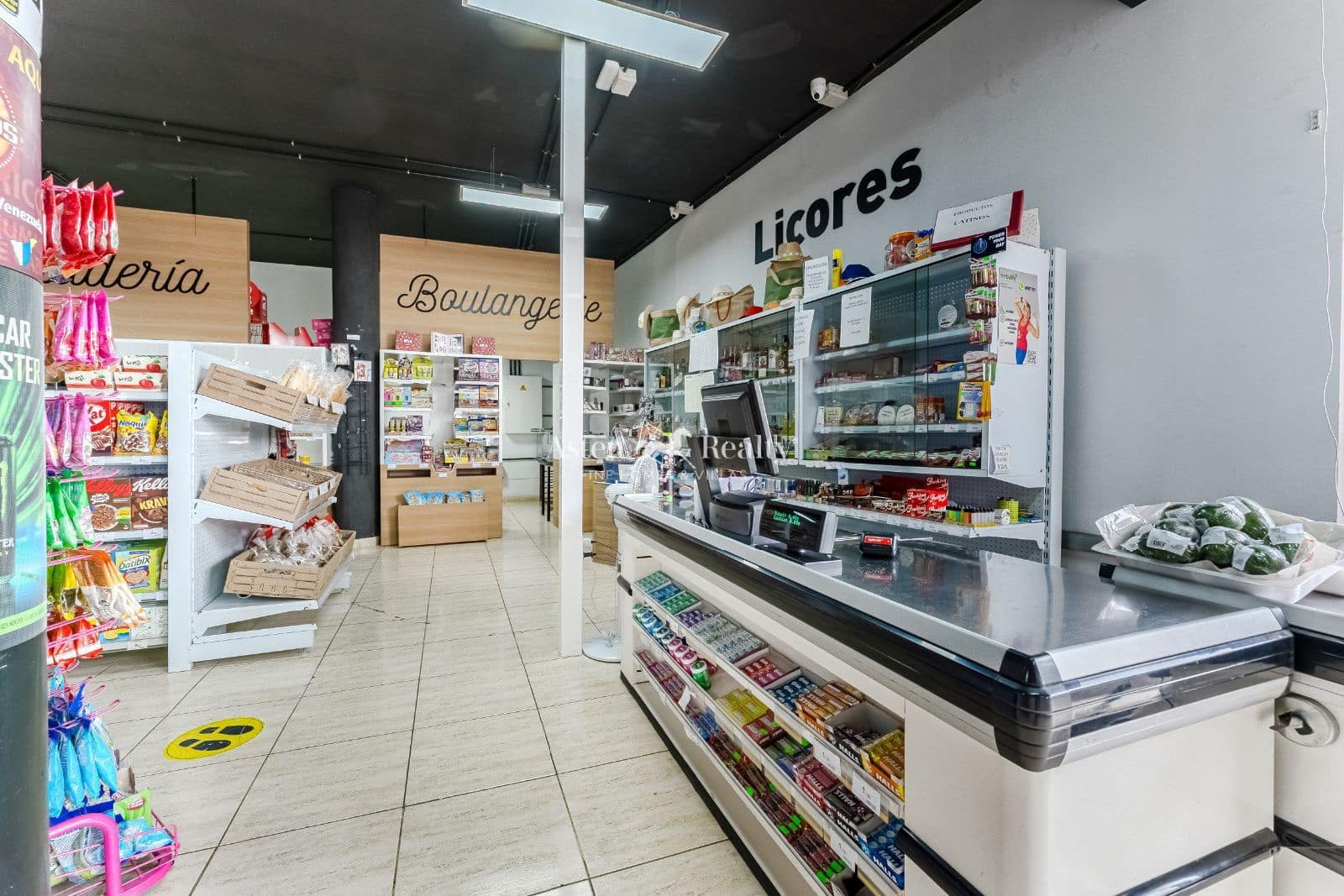 Yritys myytävänä paikassa San Isidro de Abona - 289 000 € (Ref: 9340350)