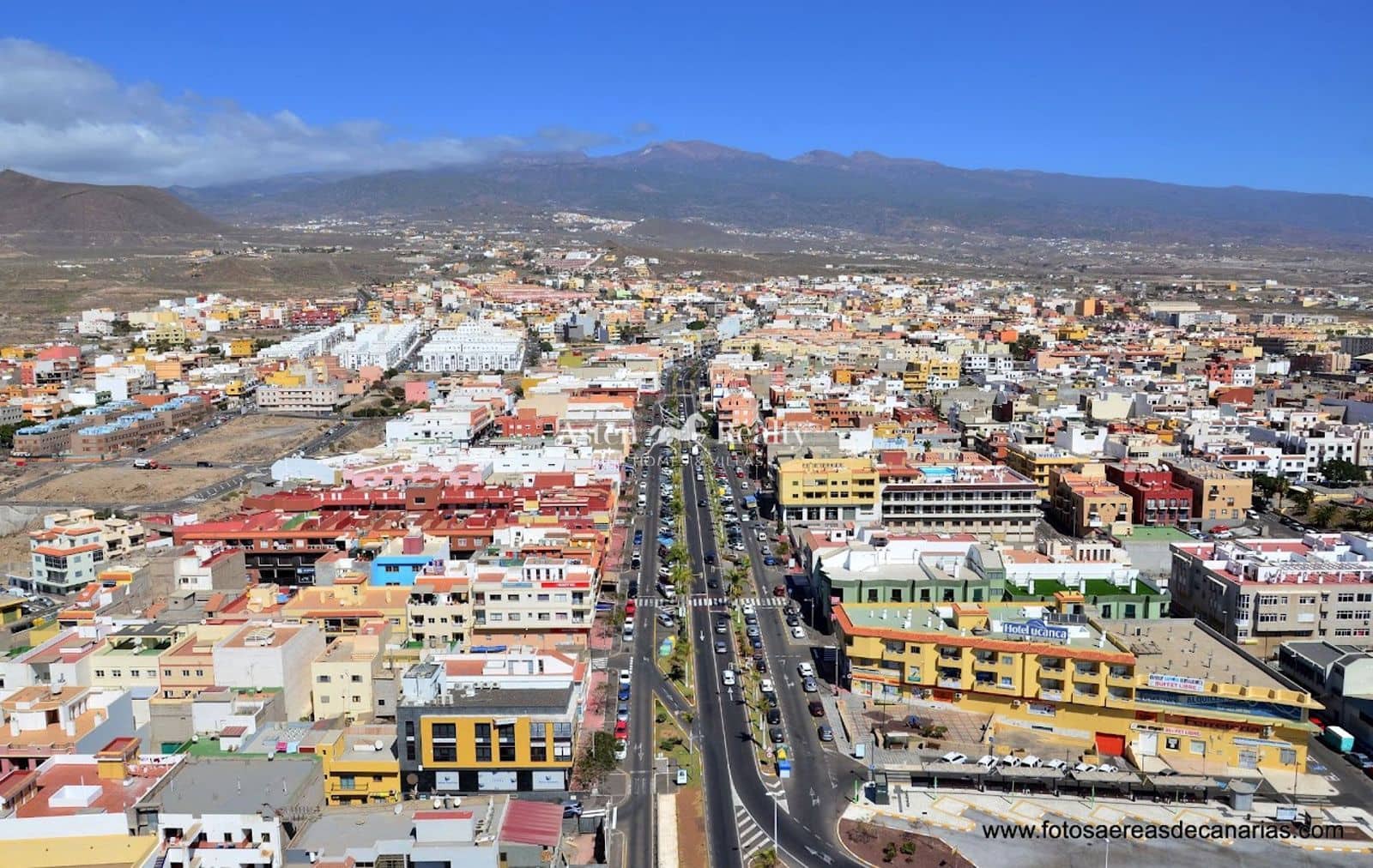 Terreno para Construção para venda em San Isidro de Abona - 2 000 000 € (Ref: 9350041)