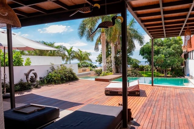 5 bedroom Townhouse for sale in Torviscas, Adeje with pool garage - € 2,730,000 (Ref: 9352836)
