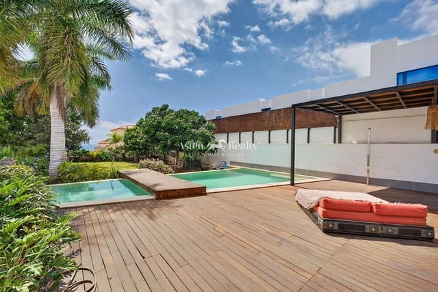 5 sovrum Hus till salu i Torviscas, Adeje med pool garage - 2 625 000 € (Ref: 9352836)