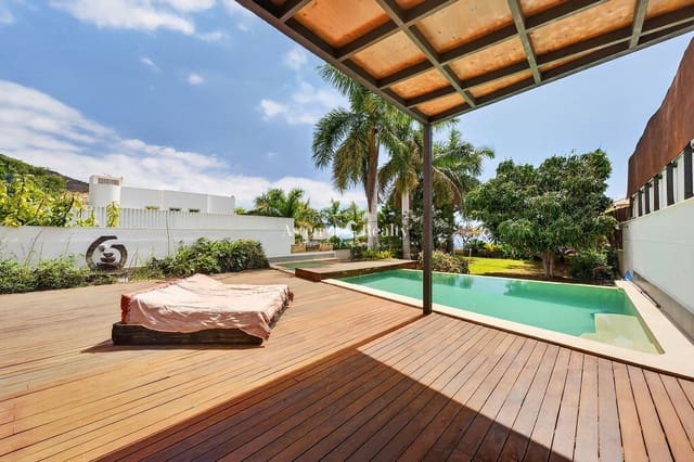 5 sovrum Hus till salu i Torviscas, Adeje med pool garage - 2 625 000 € (Ref: 9352836)